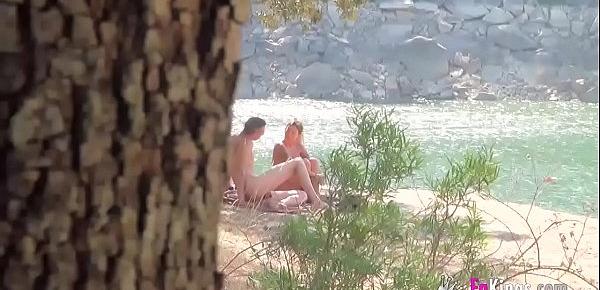  Beachside voyeur sex with the skinny MILF Araceli